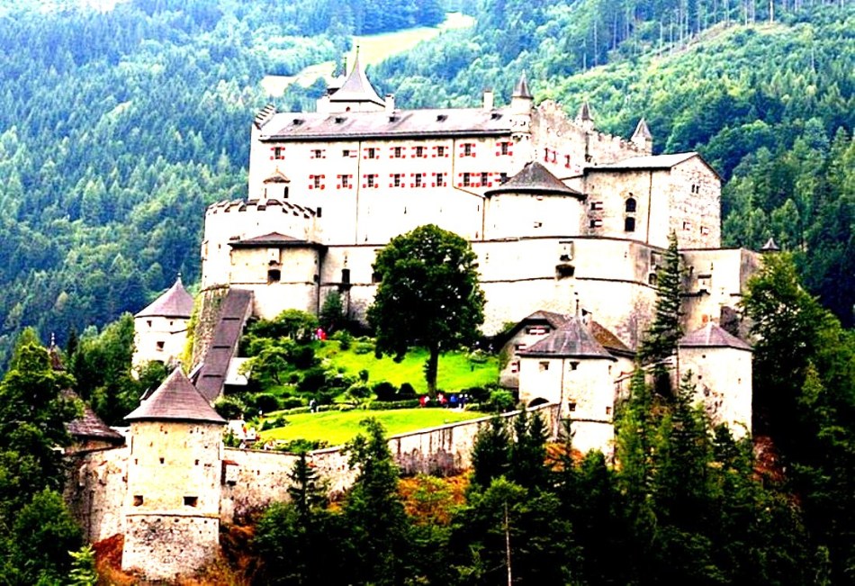 Замъкът Hohenwerfen