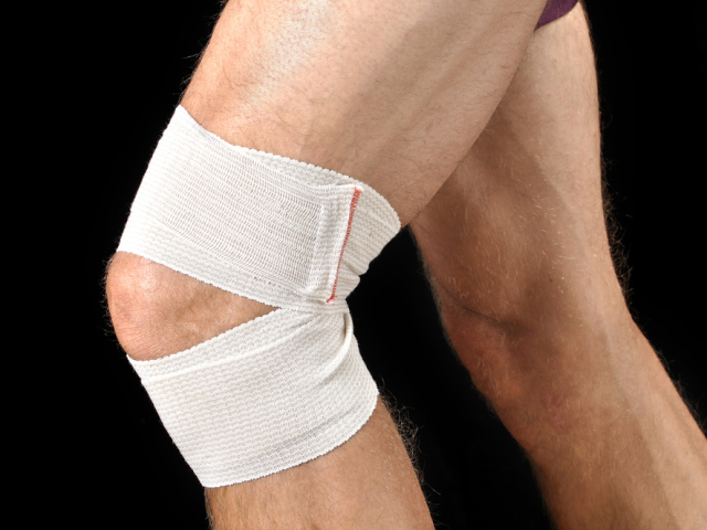 Damage to the meniscus of the knee joint: causes, symptoms, treatment