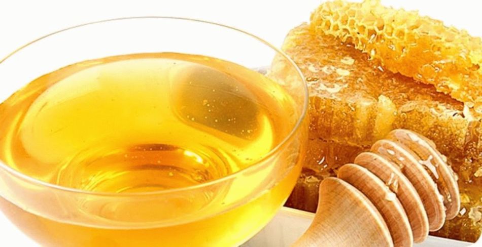 Víz mézzel és citrom éjjel a fogyáshoz: Hasznos vagy káros?