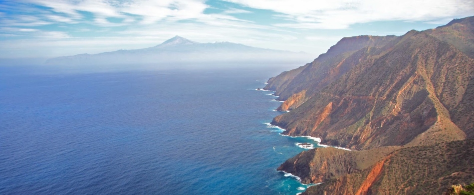 Vue de Tenerife depuis l'île de La Homer, Canaries