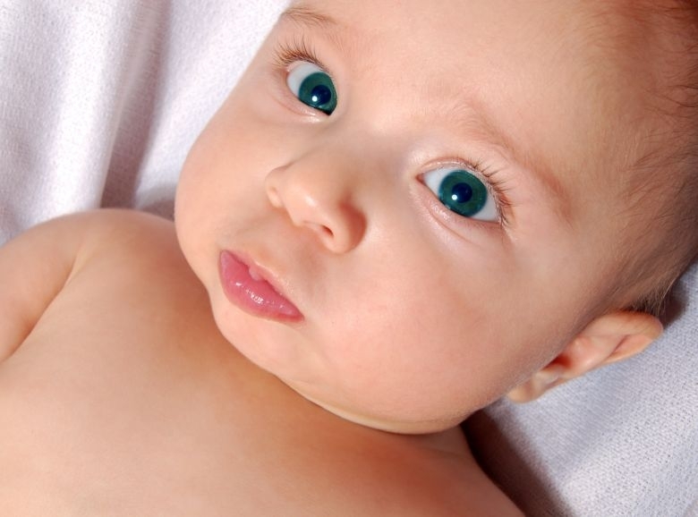 Зеленый цывет глаз новорожденных
