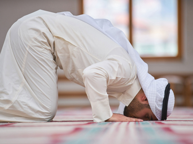 چگونه می توان از کدام راه برای نماز خواندن تعیین کرد؟ در کدام جهت برای دعا به مسلمانان؟ چگونه می توان موقعیت Cyblah را برای نماز تعیین کرد؟
