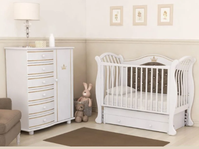 Можно ли покупать и заранее ставить кроватку до рождения ребенка: приметы. Когда собирать кроватку для новорожденного: приметы