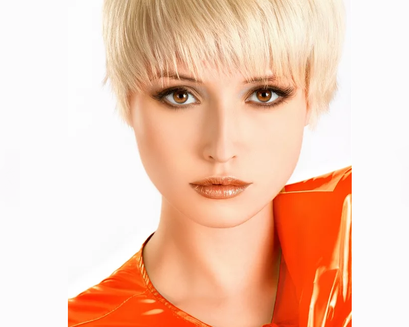 Suitable color of short hair for brown eyes