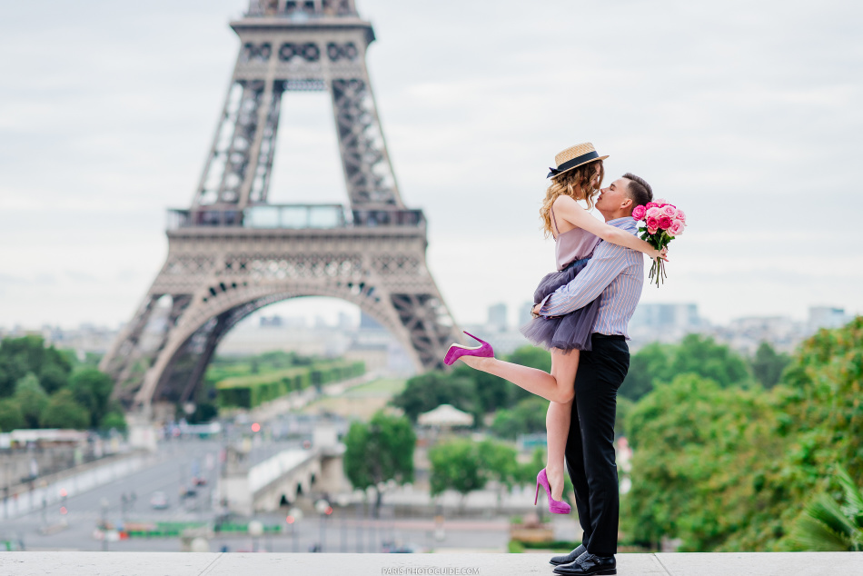 Ένα ταξίδι στο Παρίσι - για πολλά κορίτσια, ένα τέτοιο δώρο είναι ένα όνειρο