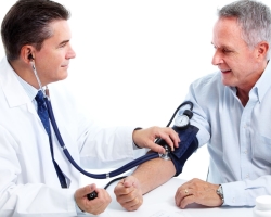 Mi a magas vérnyomás? Az artériás hipertónia okai, tüneteit és kezelését. Gyógyszerek, gyógyszerek és vitaminok hipertóniához