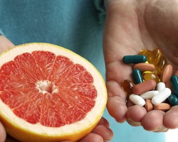 The interaction of drugs with grapefruit juice: how dangerous is this for life?