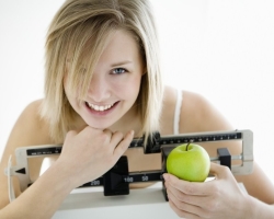 Diet 1200 kalori per hari: Menu perkiraan selama seminggu dan untuk setiap hari untuk penurunan berat badan. Diet yang benar dan resep sederhana untuk 1.200 kalori untuk penurunan berat badan. Berapa banyak Anda dapat menurunkan berat badan dalam sebulan karena diet 1.200 kalori per hari: ulasan dan hasil berat