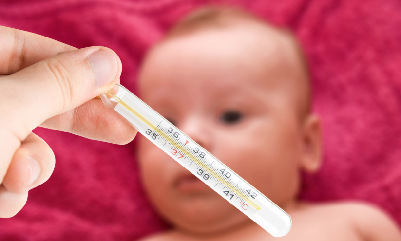 De nombreux bébés à la veille de la mort ont noté une légère augmentation de la température