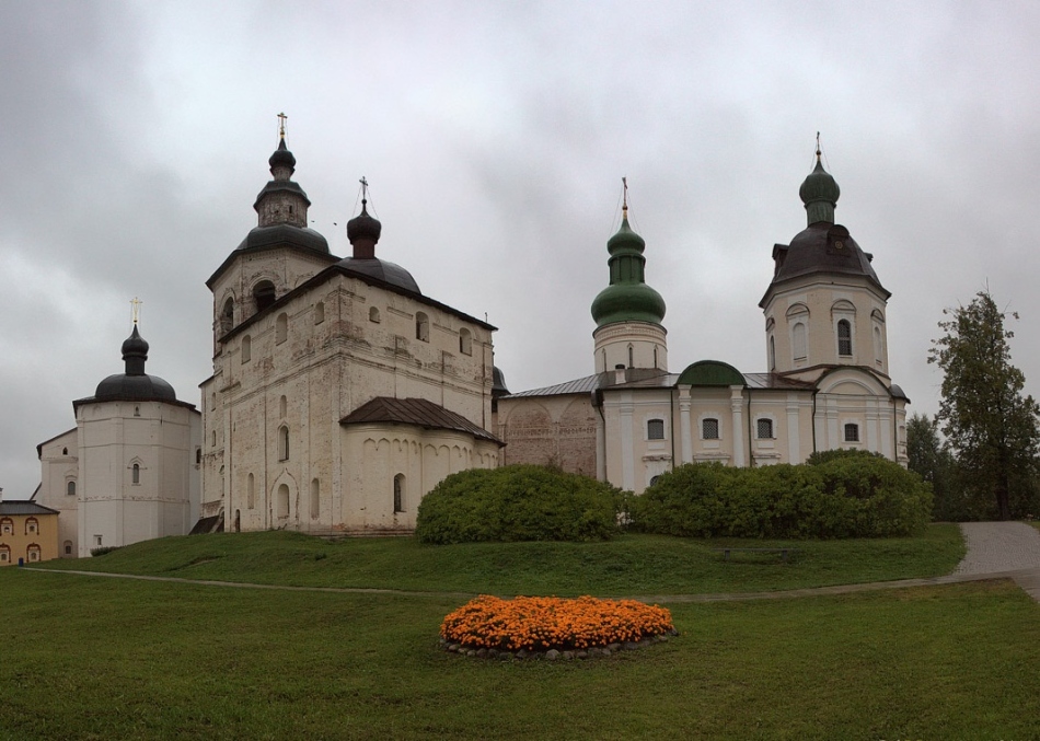 Antagande katedral vid klostret