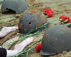 Immortal Regiment: Sök efter en soldat, veteran, deltagare i andra världskriget med efternamn gratis. Hur hittar man en front -linjesoldat med efternamn, namn och patronym, efter belöningar?