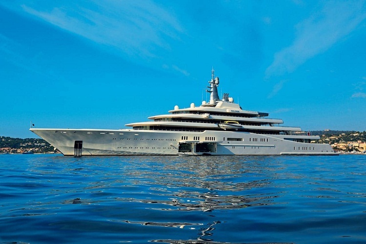 Another Russian beauty that acts as the longest domestic yacht