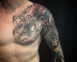 Sárkány tetoválás: Jelentés lányok, nők, férfiak, vázlatok számára. Milyen tetoválásokat kombinálnak egy sárkányral?