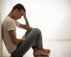 10 krónikusan boldogtalan emberek szokásai: félelem, függőség, nehézségek