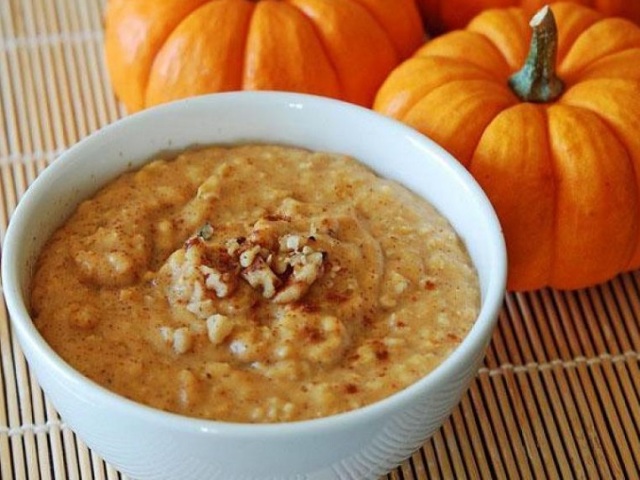 Kaša ovsene kaše z bučo v mleku: klasični in otroški recept