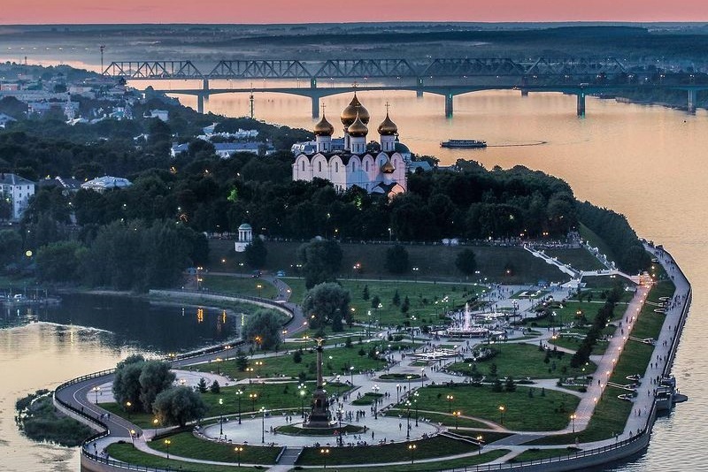 Ярославль - тот город, который делает золотое кольцо россии необычайно живописным