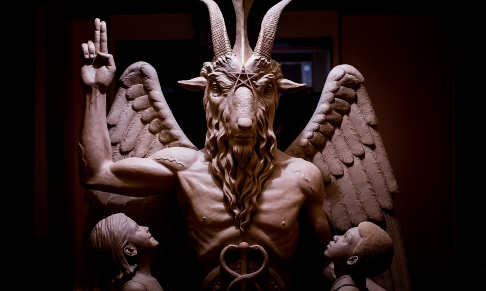 Odwrócony krzyż jest uważany za jeden z symboli satanizmu.
