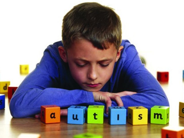 Признаки аутизма. Лечится ли аутизм у детей? Как воспитать ребенка, больного аутизмом?
