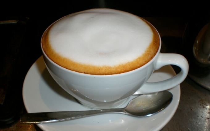 Please note. that the foam for cappuccino should be homogeneous