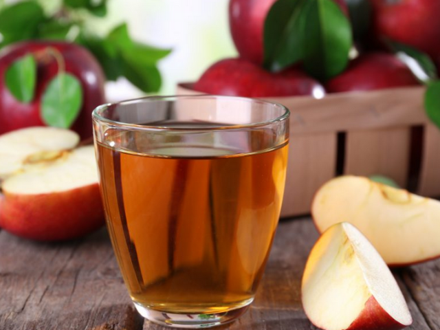 Нужно ли в яблочный сок добавлять воду: рецепт, секреты идеального яблочного сока