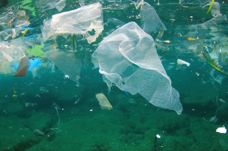 Save the World - Menyerah Plastik