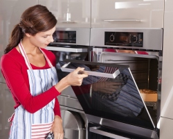 Which oven is better: gas or electric? The oven gas, built -in: which is better, reviews. Choosing an oven type of cleaning. Rating of popular models of gas oven cabinets