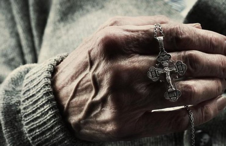 Zakaj izgubiti pektoralni križ in poiskati izgubljeni križ: interpretacija znakov, mnenje duhovnika, pregledi. Kaj storiti z izgubo križa?