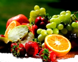 Carbohydrates in sweet berries and fruits: List. Why do you need carbohydrates? What are carbohydrates?