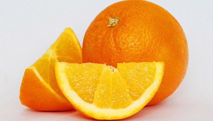 Pregnant gives an orange for conception