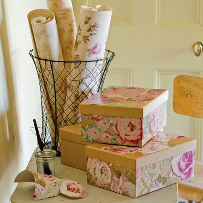 Cardboard boxes easily turn into beautiful and necessary things in the house