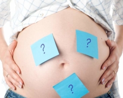 Lehetséges -e előzetesen felhívni egy gyermeket, a terhesség alatt történő születés előtt: jelek?