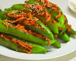 Kako kuhati grenki poper v korejščini: 2 najboljši recept s podrobnimi sestavinami-pripravlja na zimo