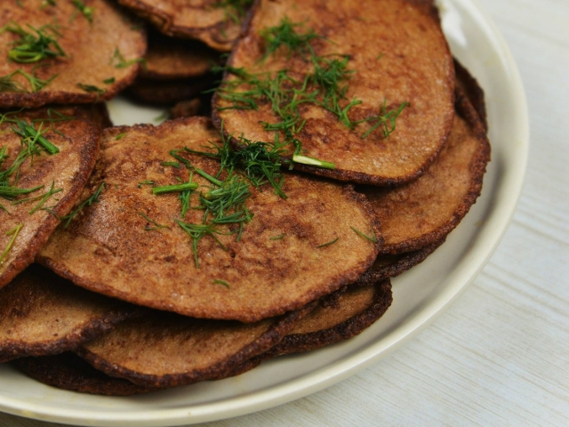 The best recipes for delicious hepatic olas in the oven. How to prepare liver pancakes for children, as in kindergarten, dietary, like a Dukan?