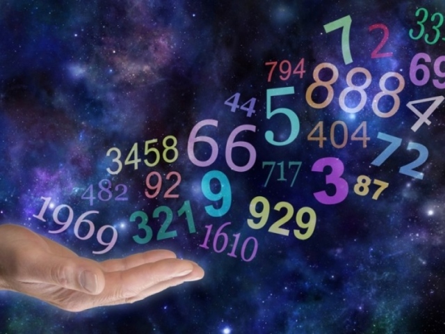 Fortune -telling sur les nombres selon la méthode d'écriture, pour l'avenir, aimer, pour répondre à une question importante, par le sens du nom: déchiffrer