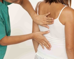 Bloody back: how to treat at home? How many days a cold back hurts?