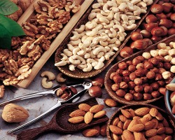 Vsebnost kalorij v oreščkih - tabela. Nuts: vsebnost kalorij na 100 gramov