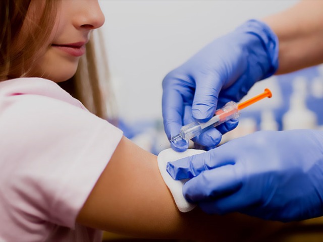 Cepljenje proti Tetanusu: Pravila ravnanja - kdaj in kolikokrat v življenju delajo otroci, odrasli?
