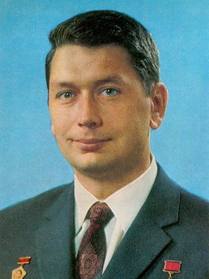 Борис егоров - космонавт, представитель фамилии