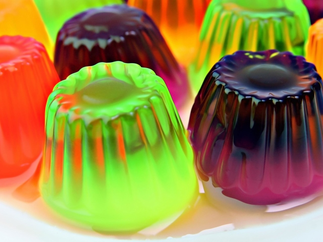 Bagaimana cara membuat jelly dengan gelatin dan agar-Agar? Resep untuk jelly yang terbuat dari kismis, stroberi, jeruk, krim asam, kakao, selai dan coca-kola
