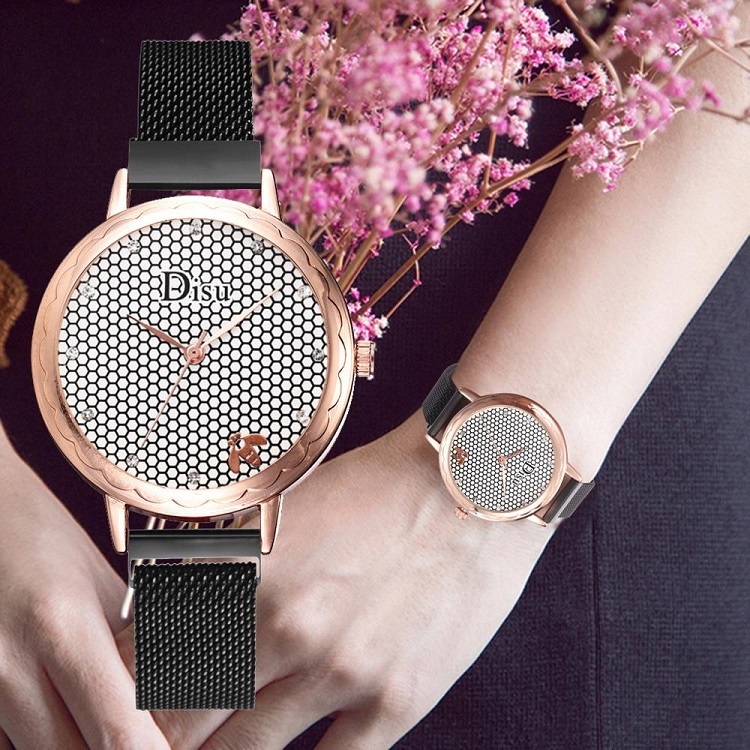 Montres pour femmes: mode 2022-2023