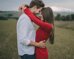 Why are the guys hug either with one hand, then two: what does this mean? Why do you need to distinguish between friendly and romantic hugs?