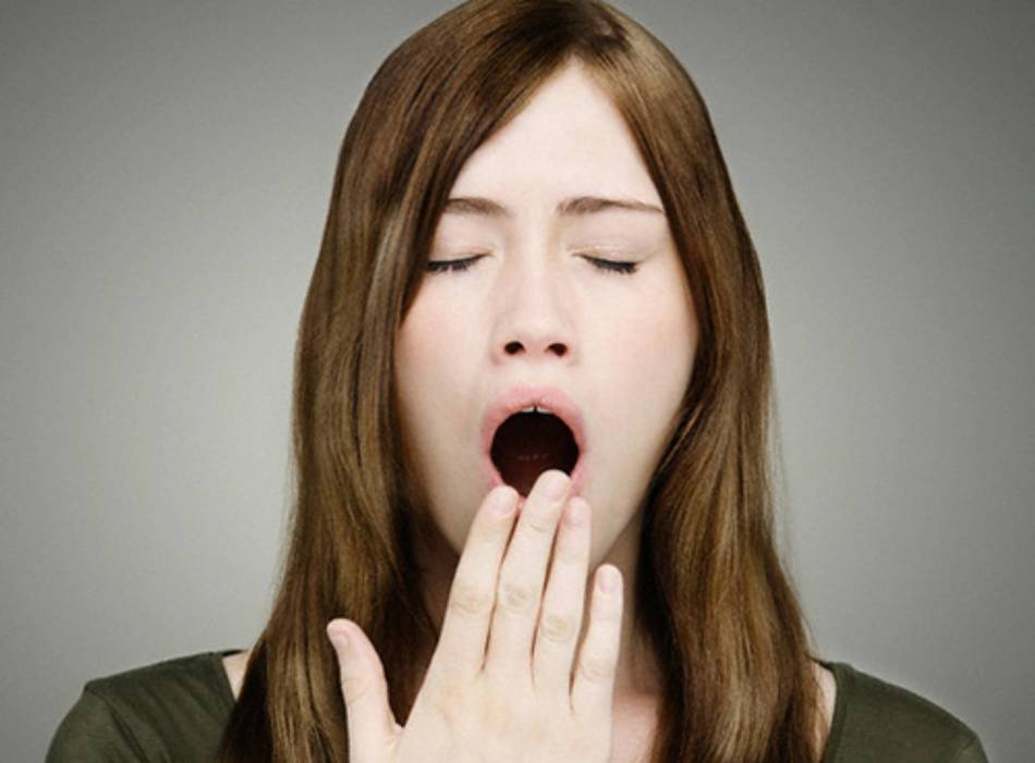 Zakaj zehanje v petek: Dan in nočni zehanje je res