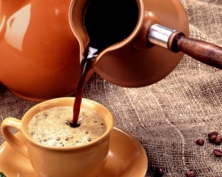Ασυνήθιστος, νόστιμος καφές: 38 καλύτερες συνταγές, μυστικά μαγειρέματος σε Τούρκο και Μηχανή καφέ στο σπίτι
