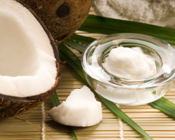 Huile de noix de coco pour la nourriture: où acheter de l'huile de noix de coco naturelle? Recettes d'huile de coco