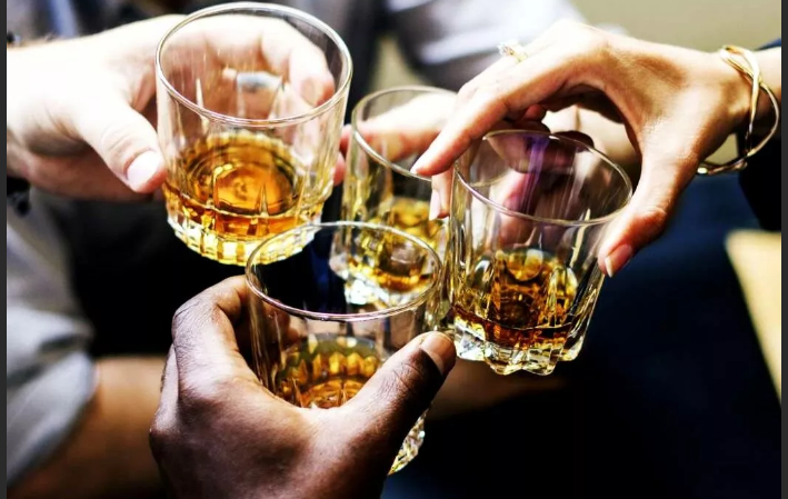 Zloraba alkohola: staranje možganske skorje