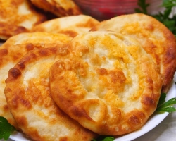 Buja és finom sajt sütemények a kefir -en - Hogyan főzzünk: receptek, fotók, videók