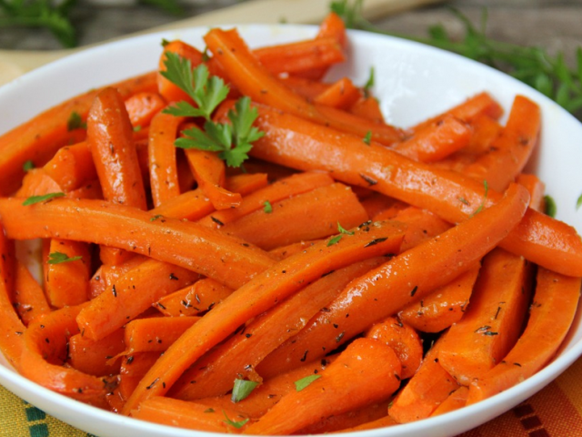 Как правильно и сколько варить морковь до готовности: в кастрюле, на пару, в мультиварке, скороварке, микроволновке в пакете