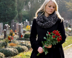 Lehetséges sírni egy temetőben: miért ne?