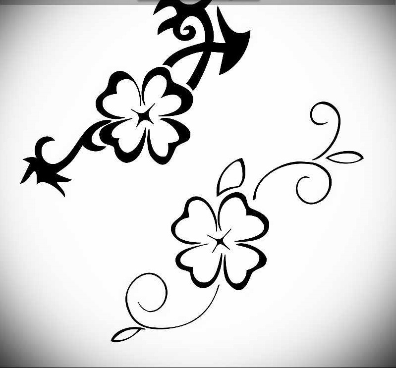 Vázlat egy kis elegáns tetoválásról Lilac formájában