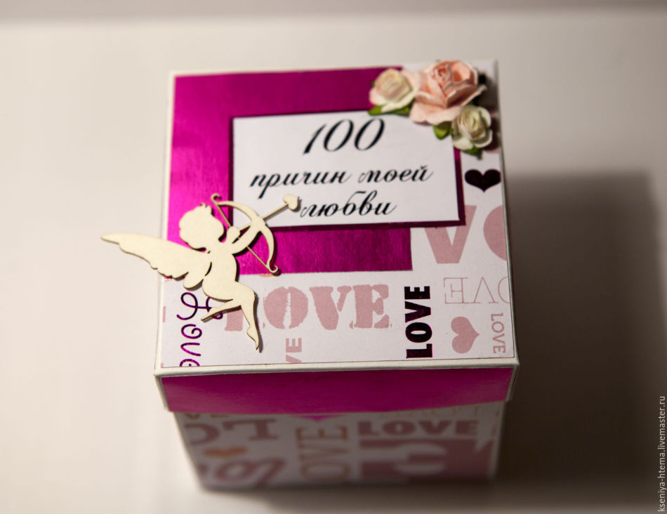 Beautiful box with confessions for a girl